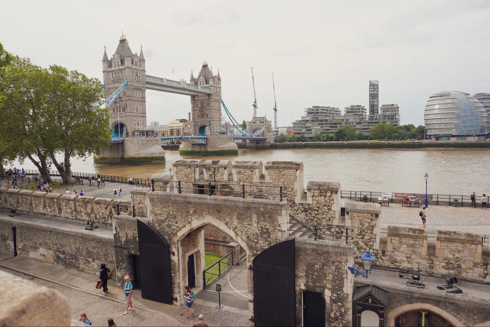 Magical London Bridge with Neil Stay